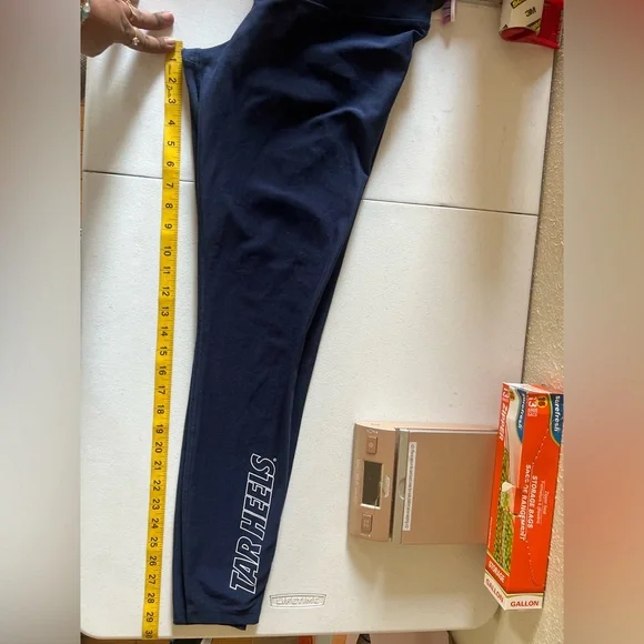 Carolina Tar Heels Women’s Nike Dri Fit Leggings Size Large Full Length Logo - Picture 2 of 10